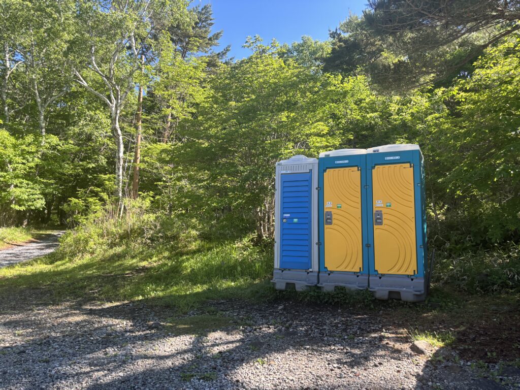 編笠山登山口の駐車場の様子